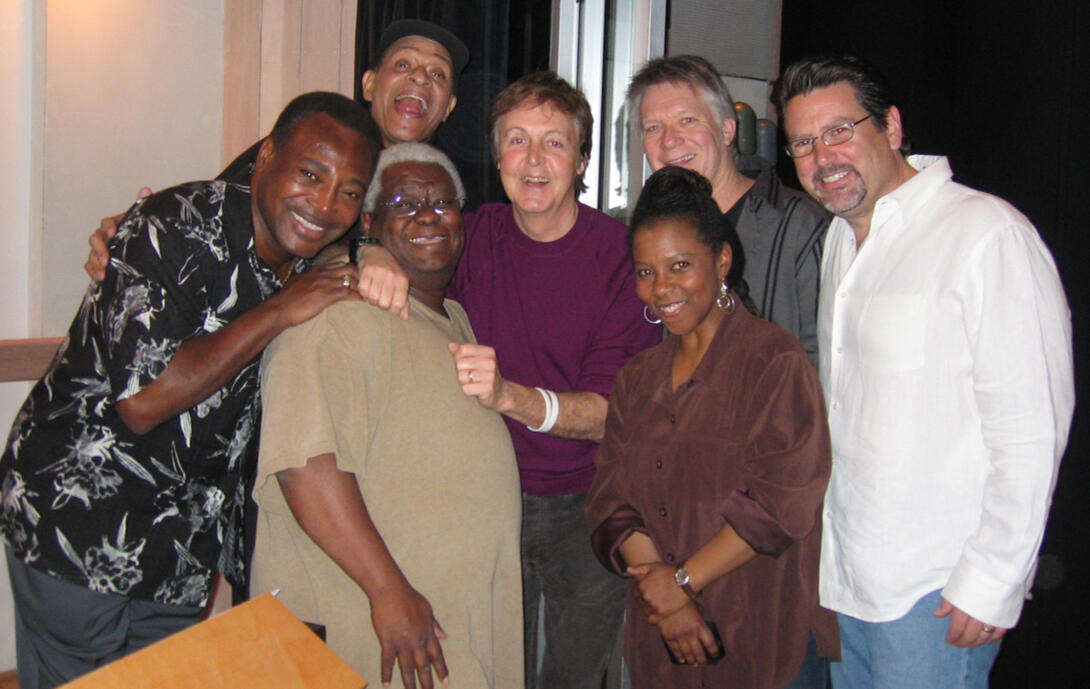 Benson, Jarreau, McCartney, Abe Laboriel, Patrice Rushin, John Burk, &quot;Givin&#39; It Up&quot; session.